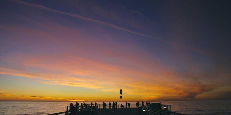 通胀时代的黄金法则：揭秘ENE黄金通道如何联动TIPS与大宗商品构建对冲策略