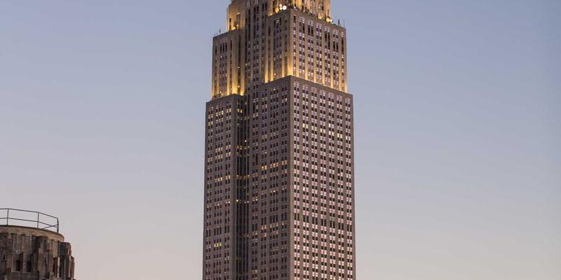 黄金期货波段交易秘籍:巧用ENE轨道,精准捕捉低位买点与高位卖点